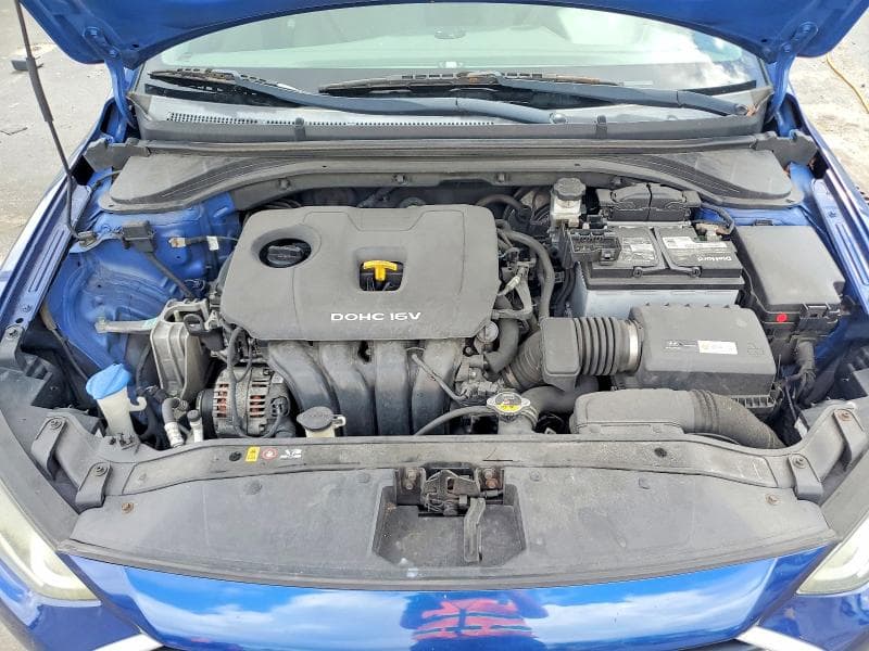 2017 HYUNDAI ELANTRA SE 11