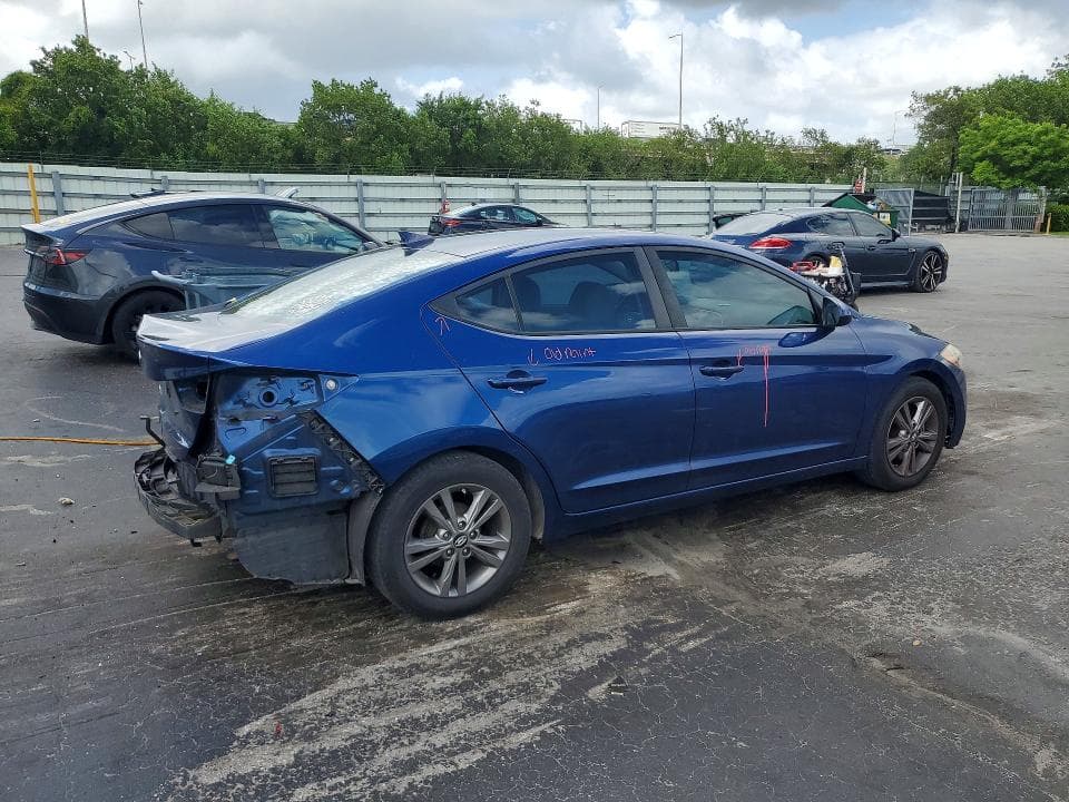 2017 HYUNDAI ELANTRA SE 3