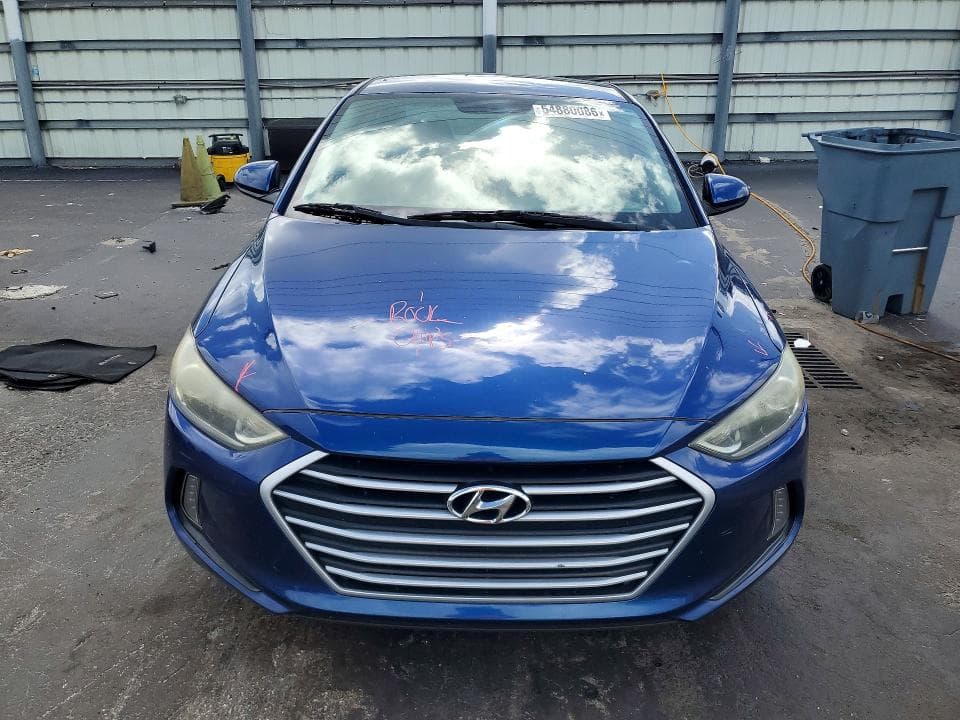 2017 HYUNDAI ELANTRA SE 5