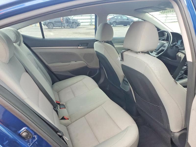2017 HYUNDAI ELANTRA SE 10