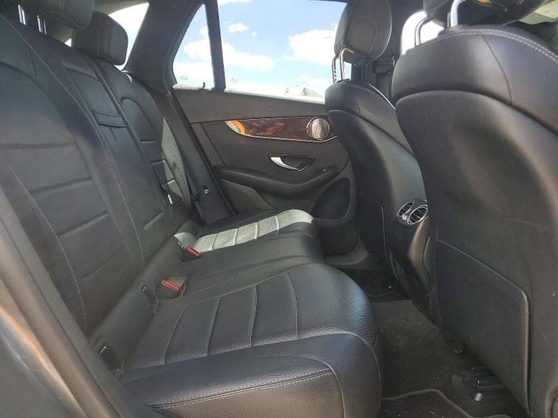 2017 MERCEDES-BENZ GLC 300 4MATIC 11