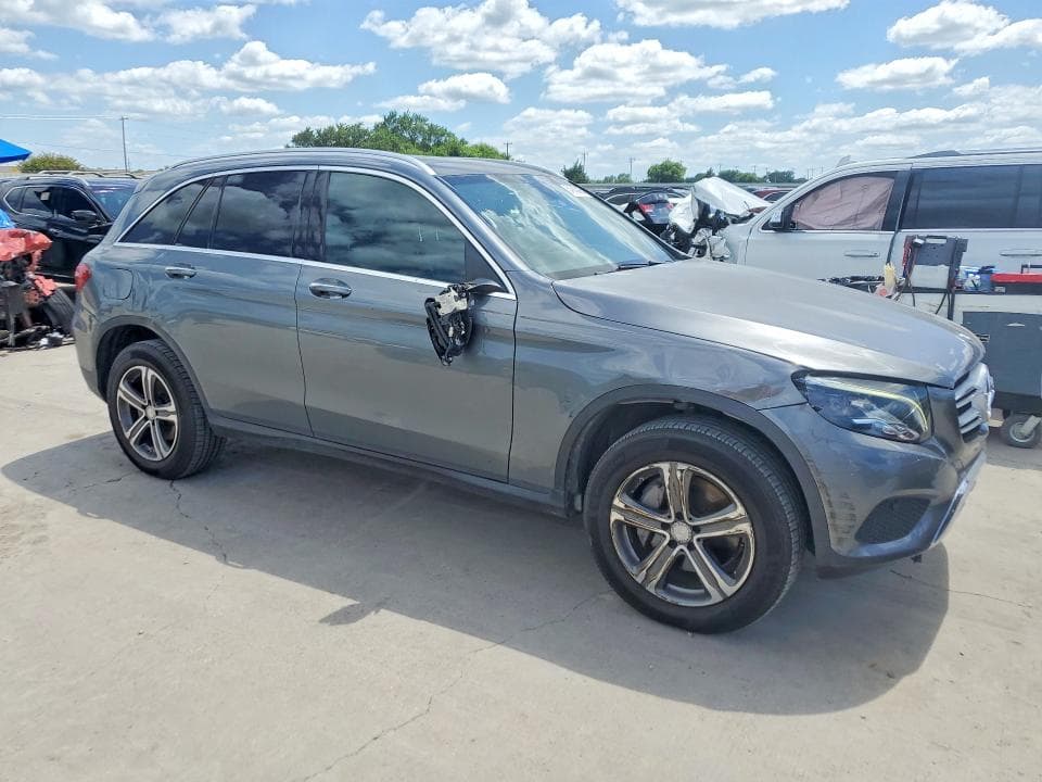 2017 MERCEDES-BENZ GLC 300 4MATIC 4
