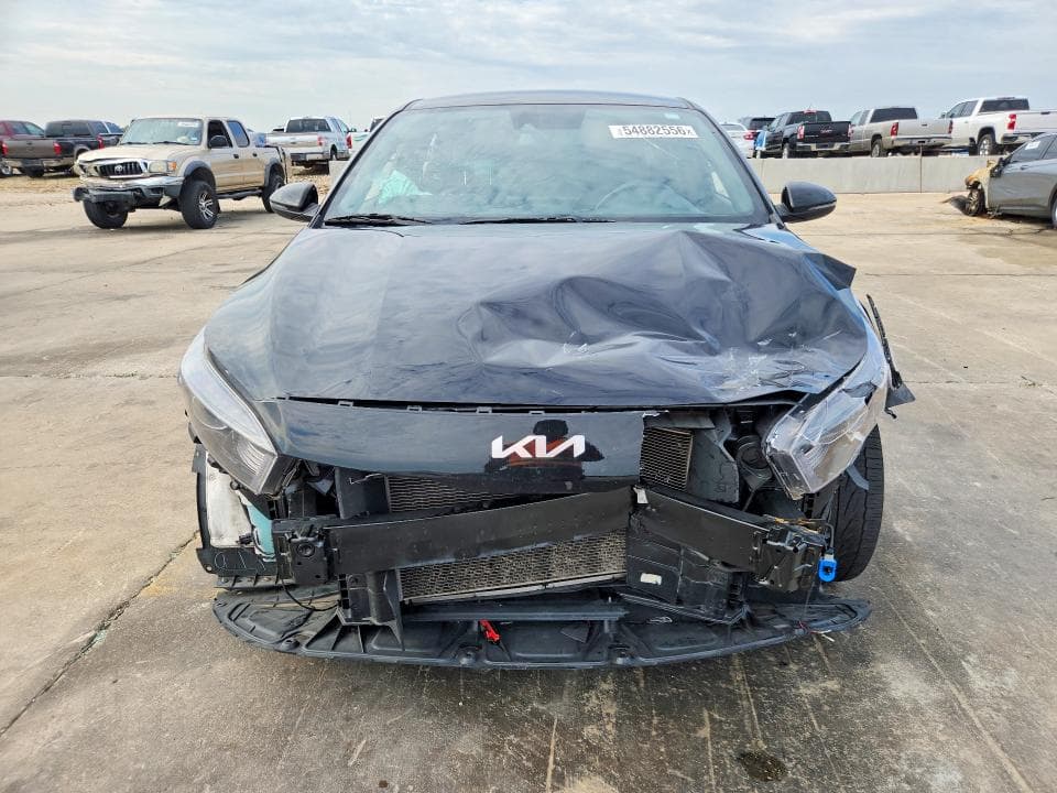2023 KIA FORTE GT LINE 5