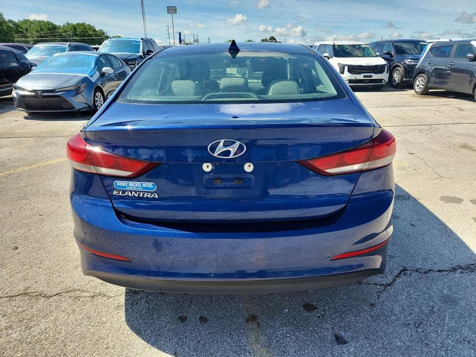 2018 HYUNDAI ELANTRA SEL 6