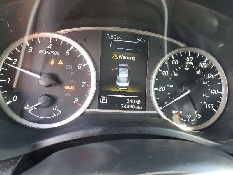 2018 NISSAN SENTRA S 9