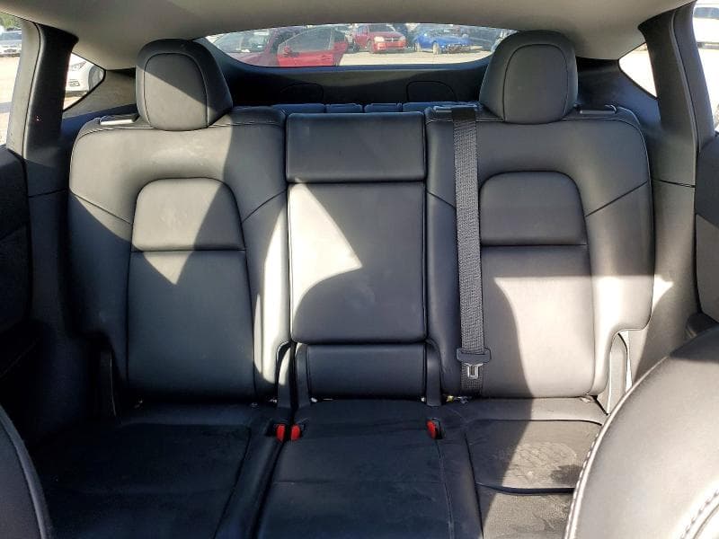 2022 TESLA MODEL Y 10