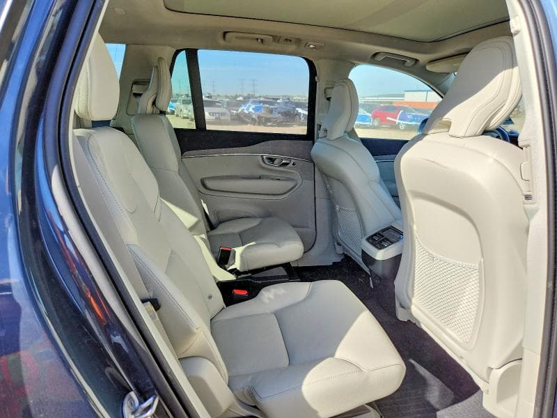 2024 VOLVO XC90 PLUS 11