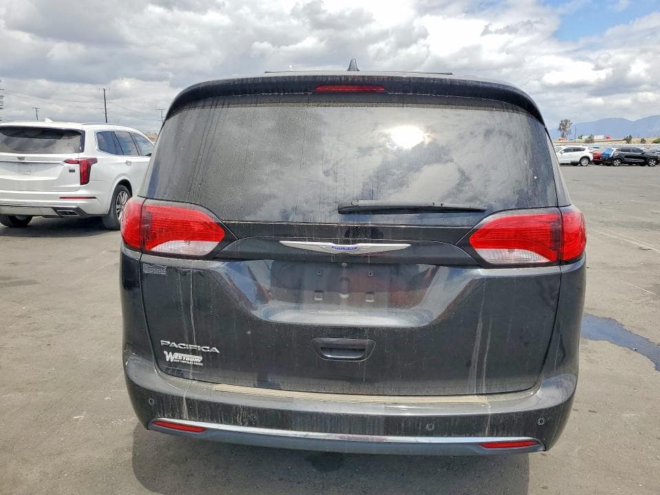 2018 CHRYSLER PACIFICA TOURING L 6
