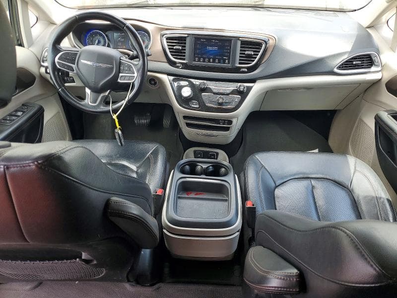 2018 CHRYSLER PACIFICA TOURING L 8