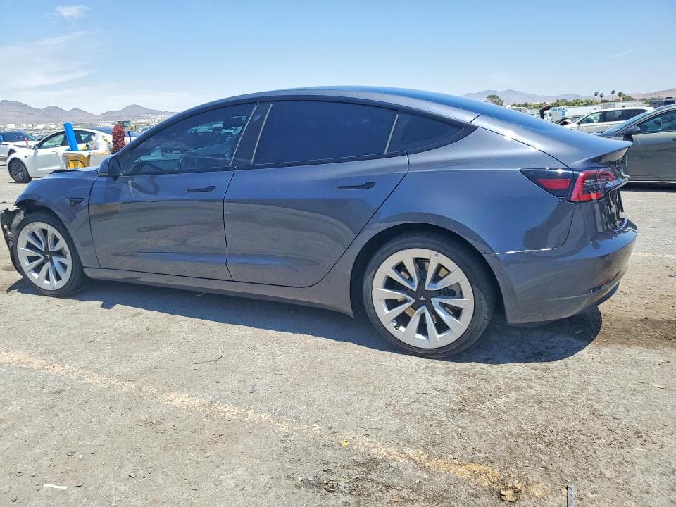 2022 TESLA MODEL 3 2