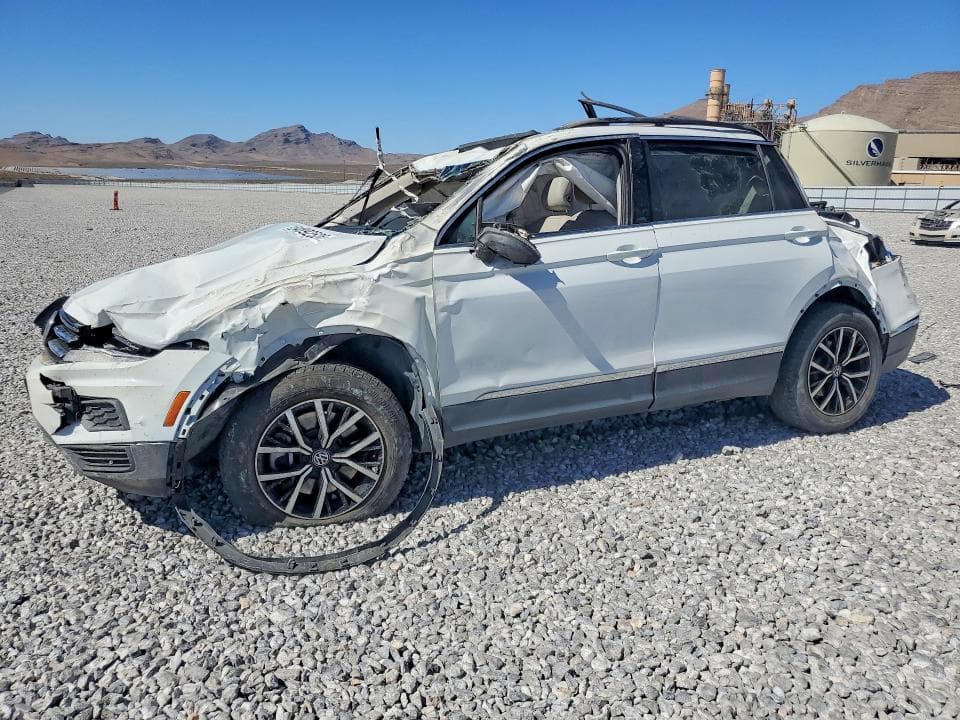 2021 VOLKSWAGEN TIGUAN SE - 1