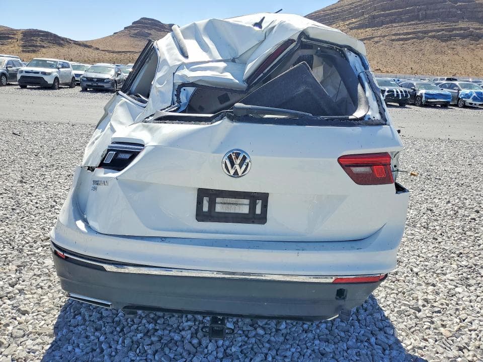 2021 VOLKSWAGEN TIGUAN SE 6