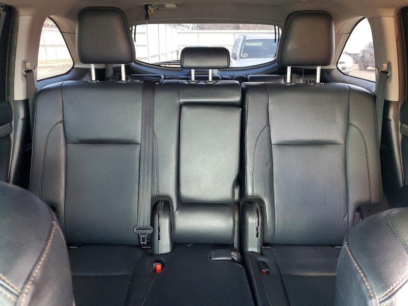 2019 TOYOTA HIGHLANDER LIMITED LIMITED 10