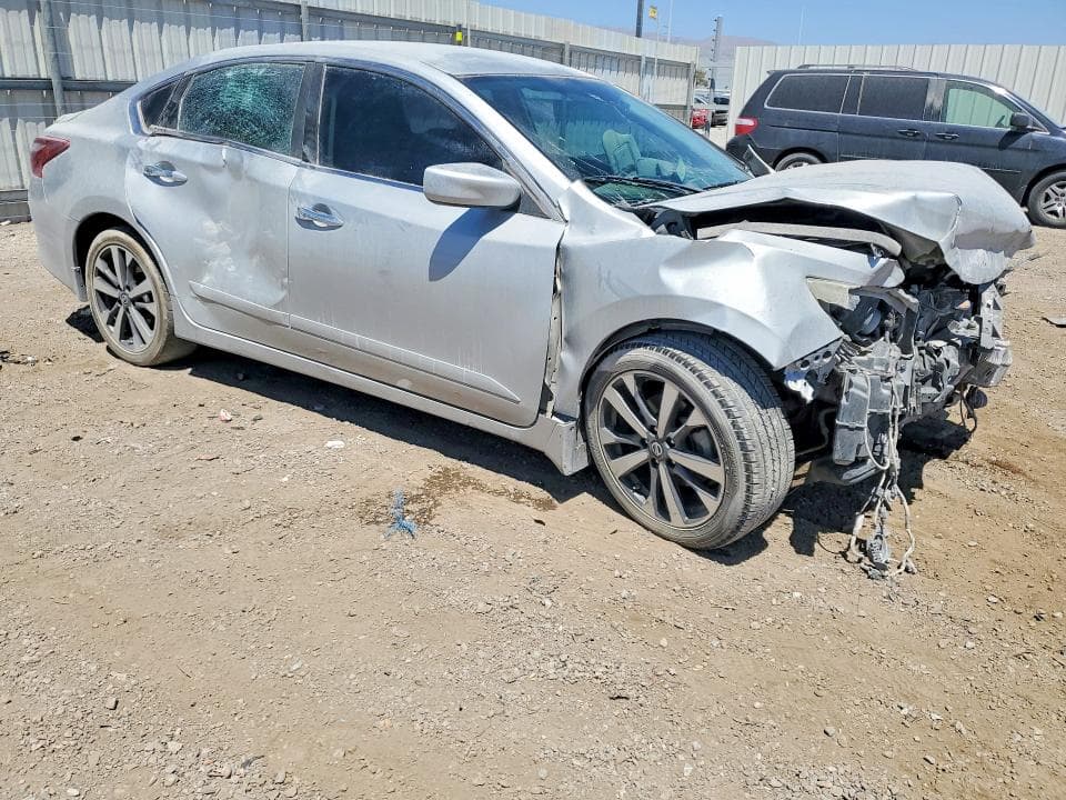 2017 NISSAN ALTIMA 2.5 SR 4
