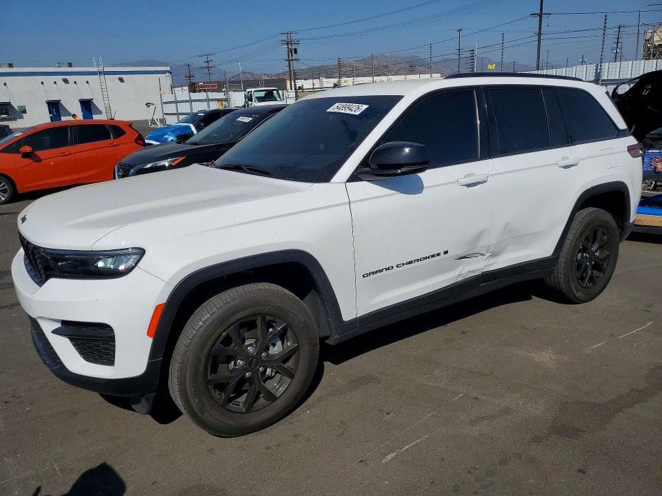 2024 JEEP GRAND CHEROKEE LAREDO - 1