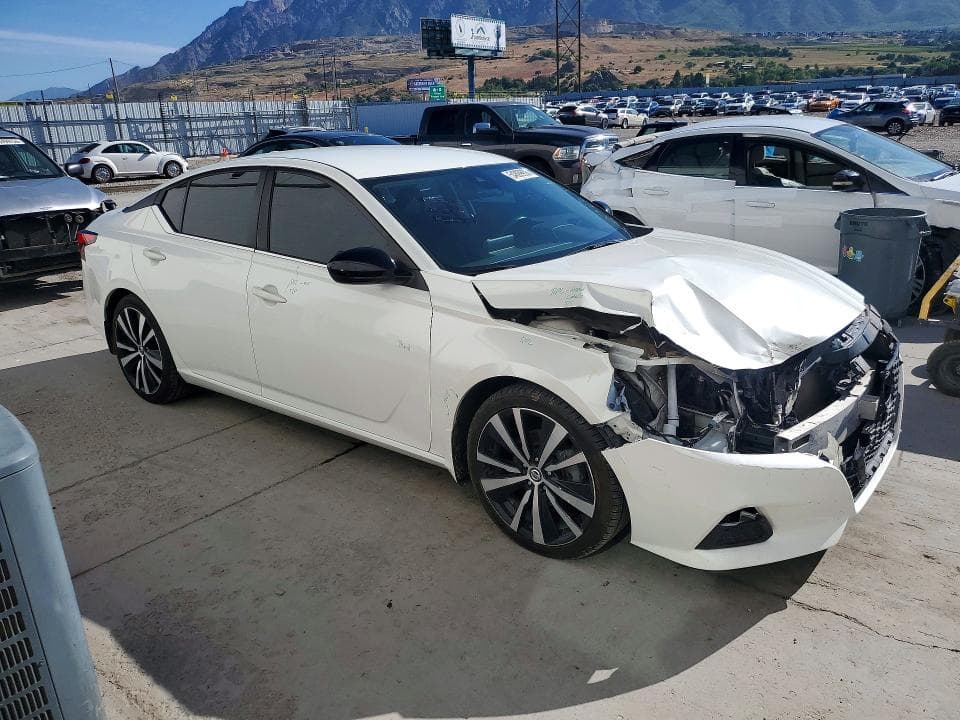 2022 NISSAN ALTIMA SR SR 4