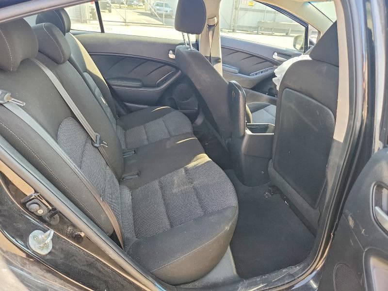 2018 KIA FORTE LX 10