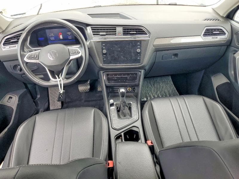 2022 VOLKSWAGEN TIGUAN SE 8