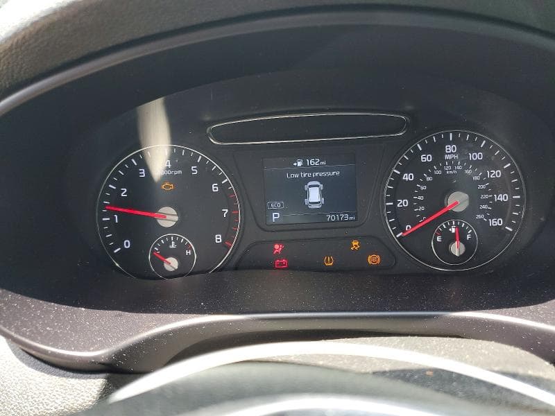 2019 KIA SORENTO LX 9