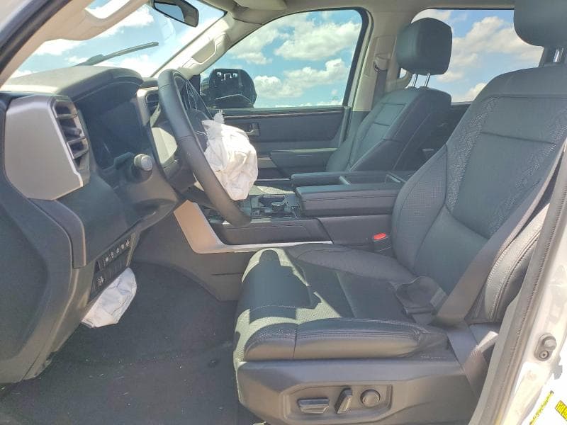 2023 TOYOTA TUNDRA SR5 SR5 7