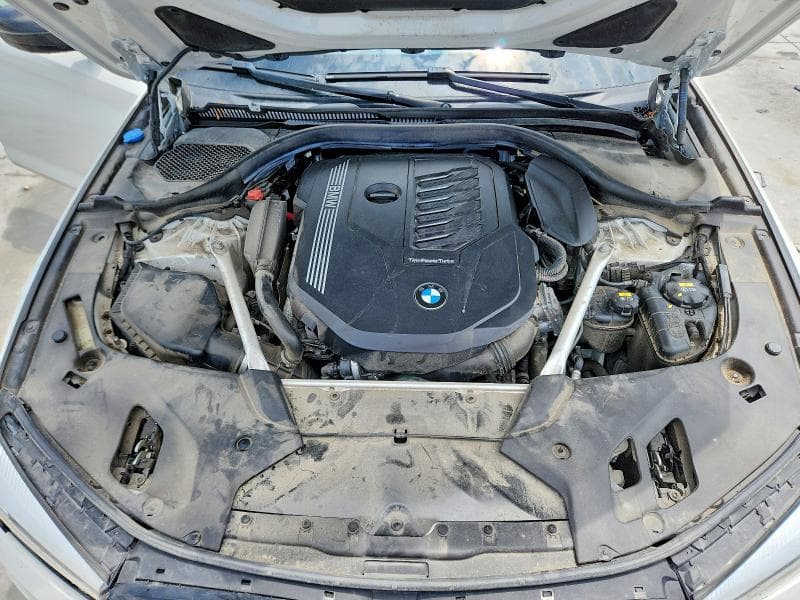 2020 BMW 540 XI 11