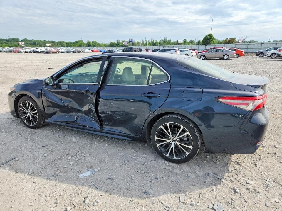 2018 TOYOTA CAMRY SE SE 2