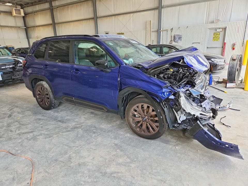2025 SUBARU FORESTER SPORT 4