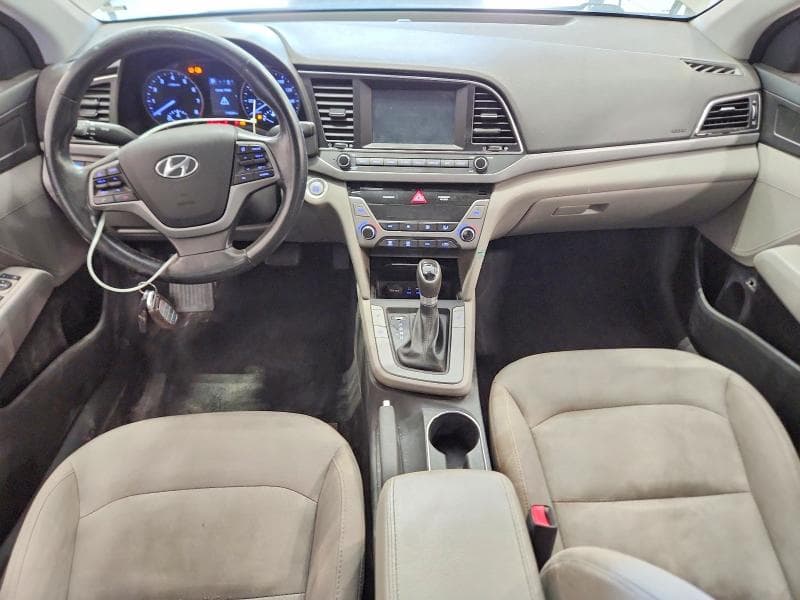 2017 HYUNDAI ELANTRA SE 8