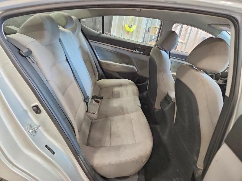 2017 HYUNDAI ELANTRA SE 10
