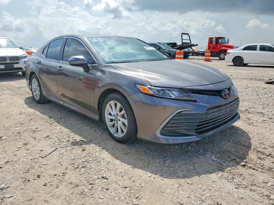 2024 TOYOTA CAMRY LE LE 4