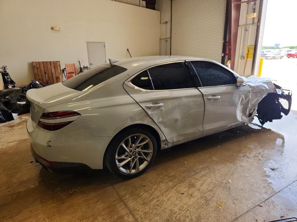 2022 GENESIS G70 2.0T 3