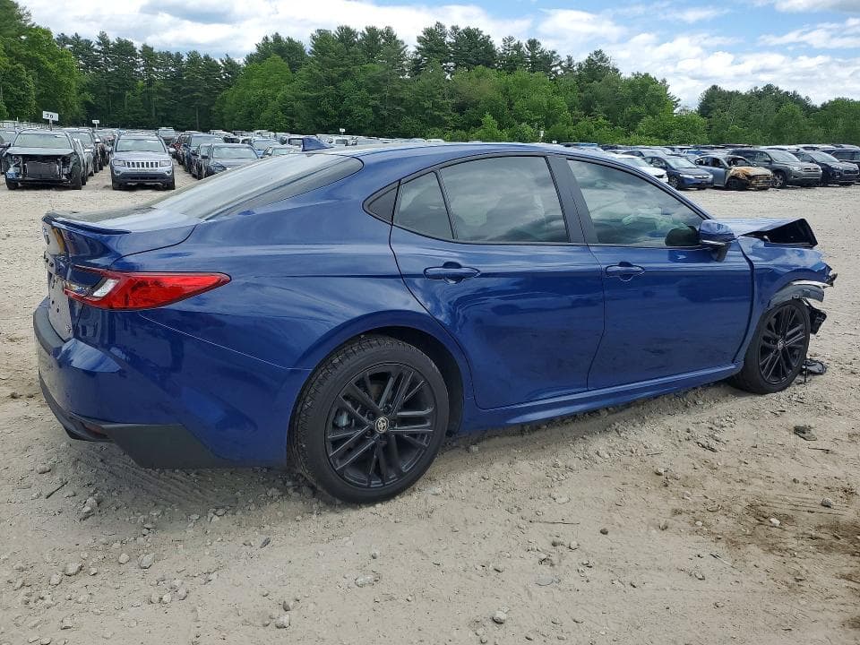 2025 TOYOTA CAMRY SE SE 3