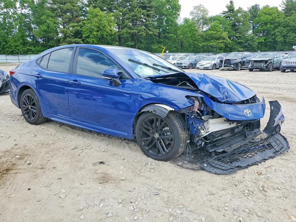 2025 TOYOTA CAMRY SE SE 4
