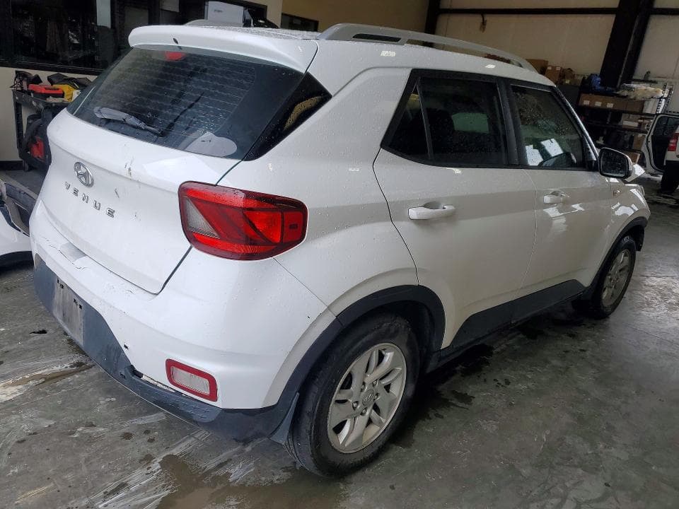 2020 HYUNDAI VENUE SEL SEL 3