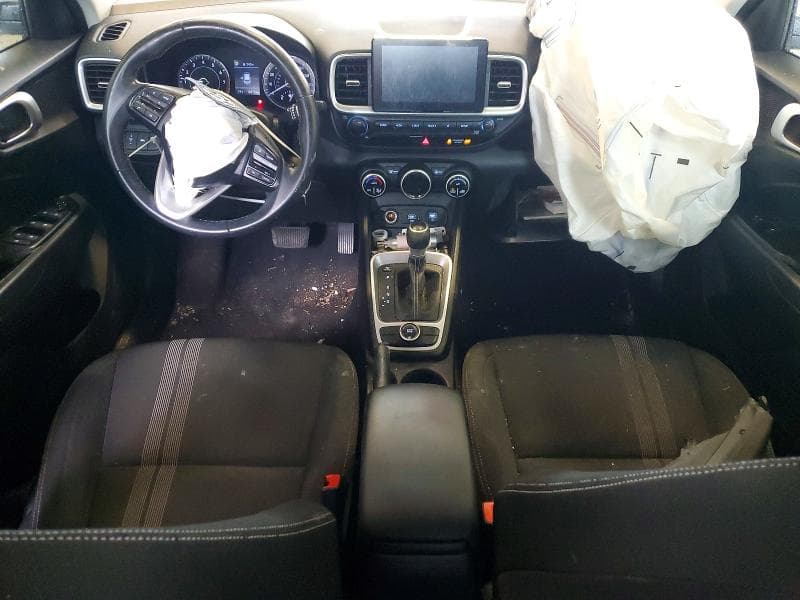 2020 HYUNDAI VENUE SEL SEL 8