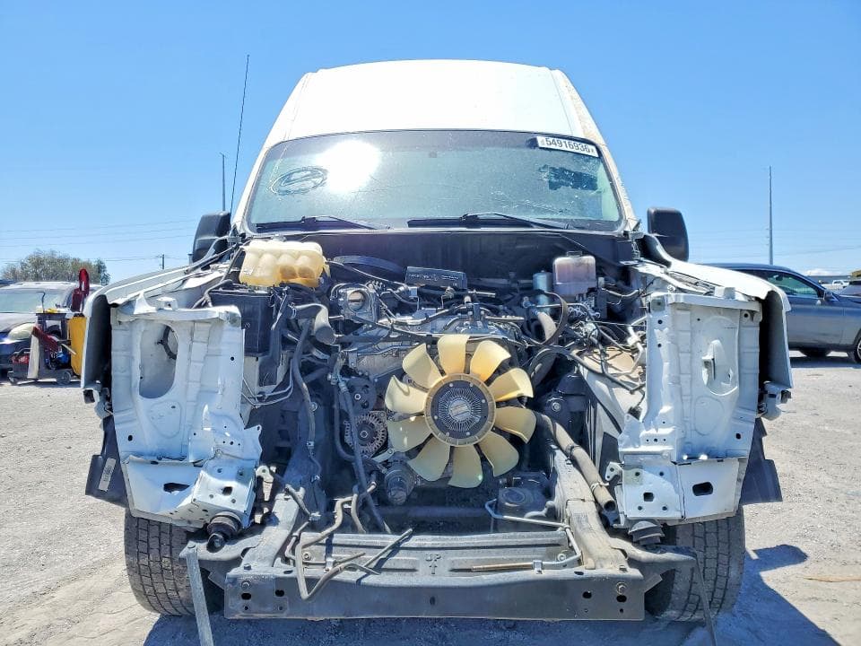 2018 NISSAN NV 2500 HD SV 5