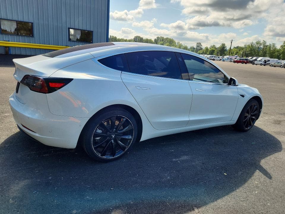 2018 TESLA MODEL 3 3