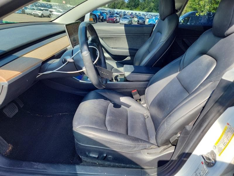 2018 TESLA MODEL 3 7