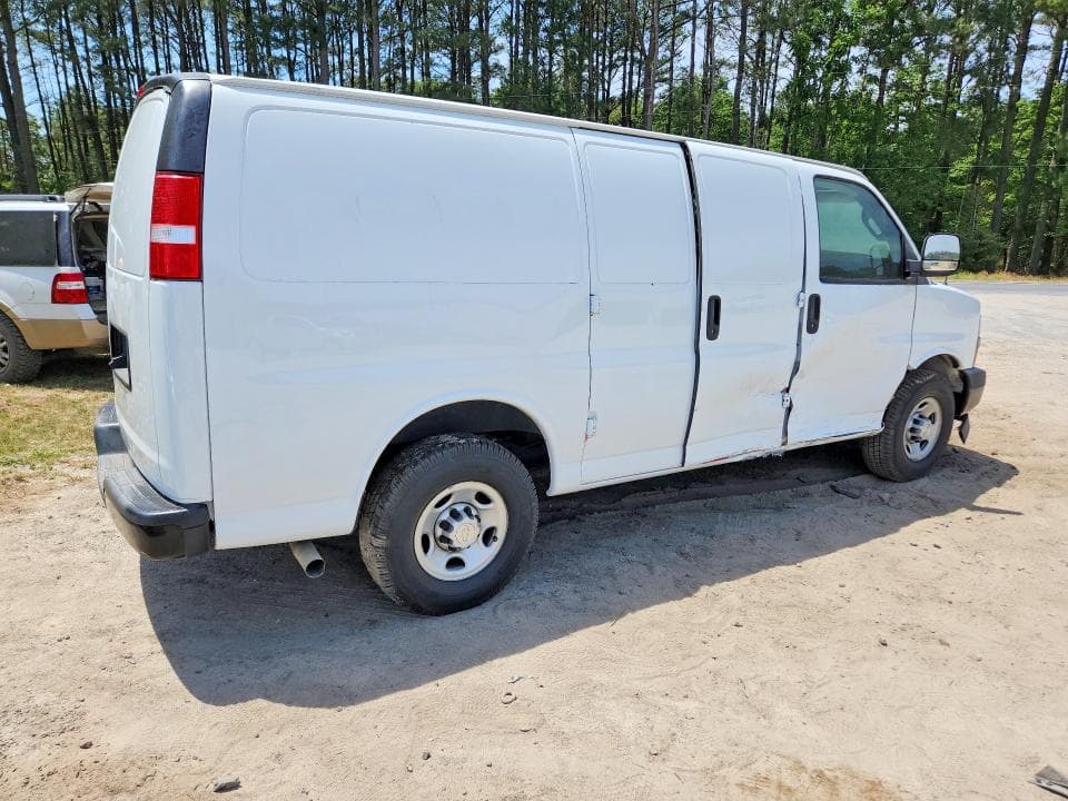 2021 CHEVROLET EXPRESS G2500 3