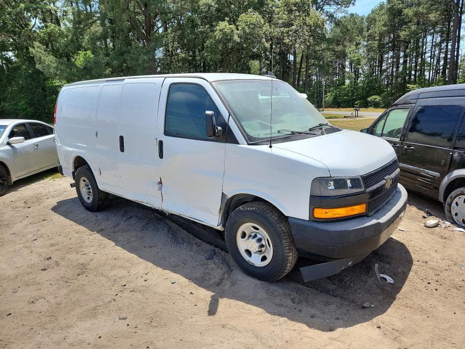 2021 CHEVROLET EXPRESS G2500 4