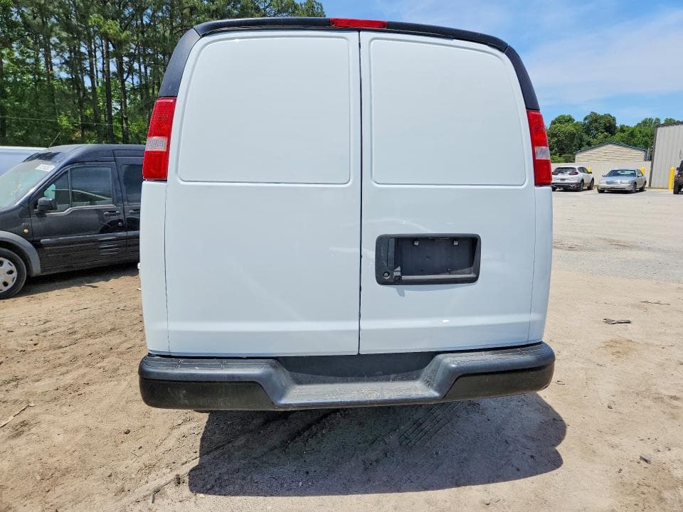 2021 CHEVROLET EXPRESS G2500 6