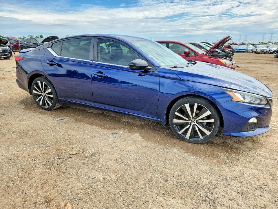 2022 NISSAN ALTIMA SR SR 4