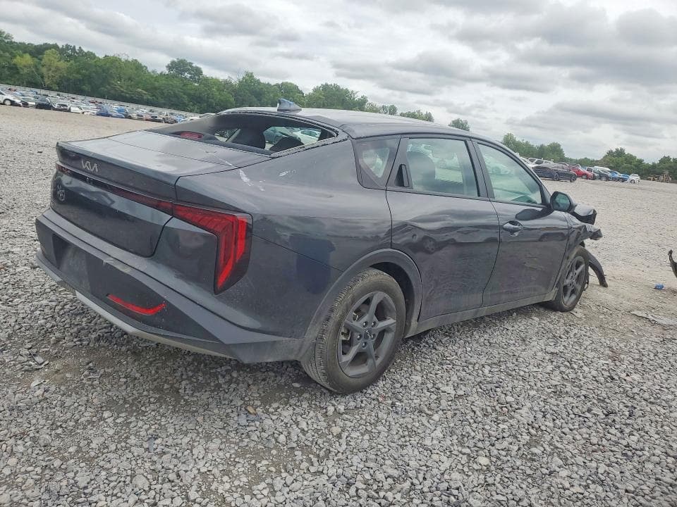 2025 KIA K4 LXS 3