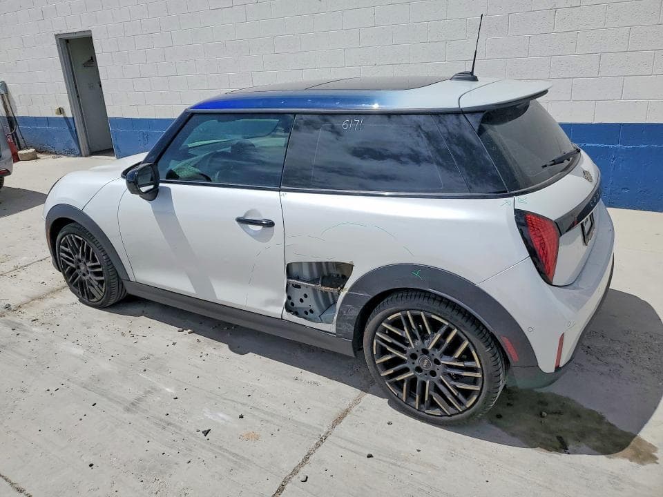 2025 MINI COOPER S 2