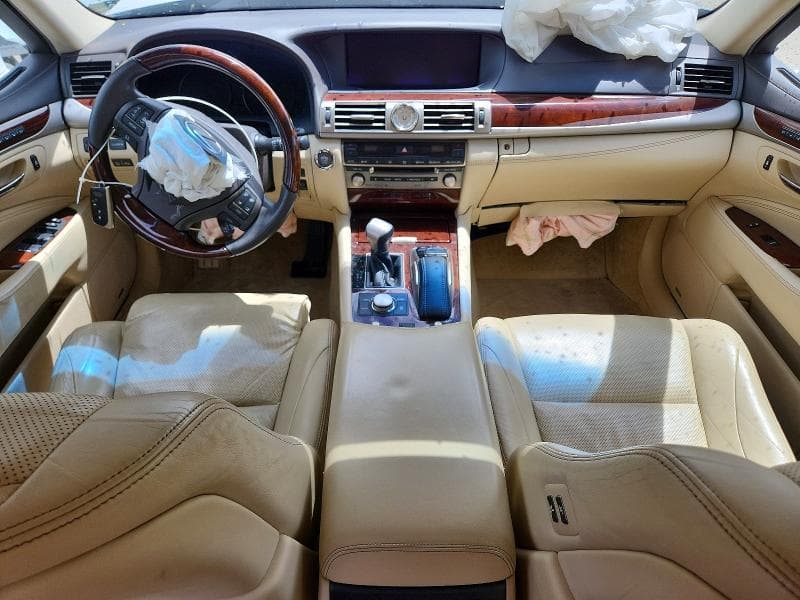 2017 LEXUS LS 460 460 8