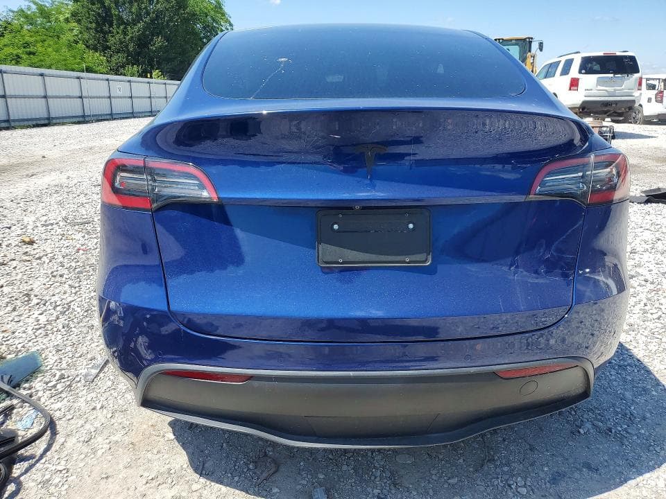 2021 TESLA MODEL Y 6