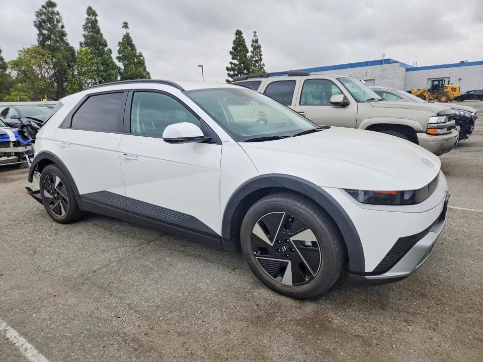 2025 HYUNDAI IONIQ 5 SEL 4
