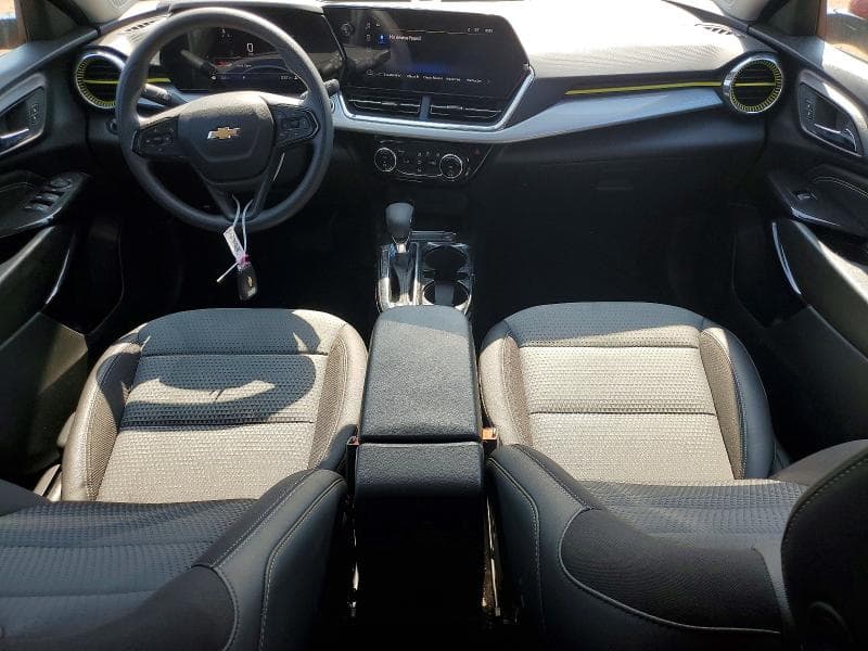 2026 CHEVROLET TRAX 1LT 8