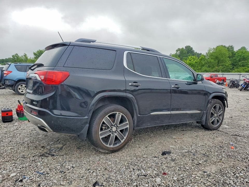 2018 GMC ACADIA DENALI 3