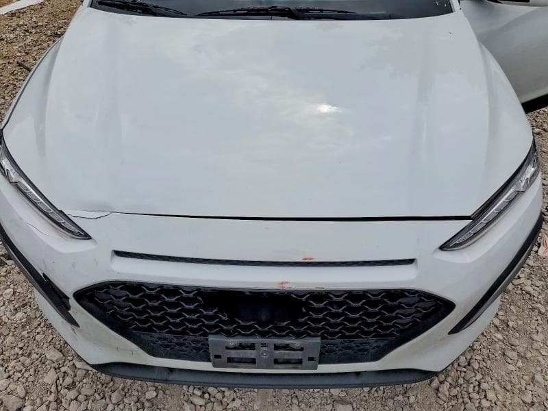 2020 HYUNDAI KONA SE 11
